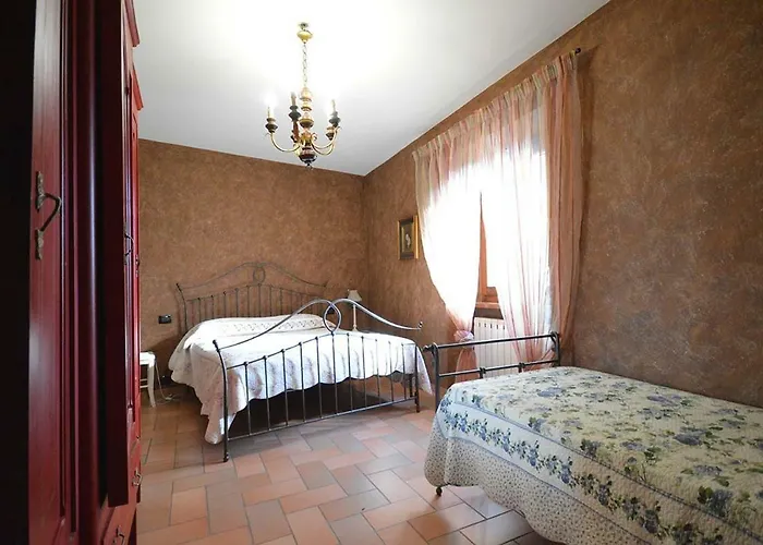 Ristorantino Il Sovrano Beb SantʼAnatolia di Narco